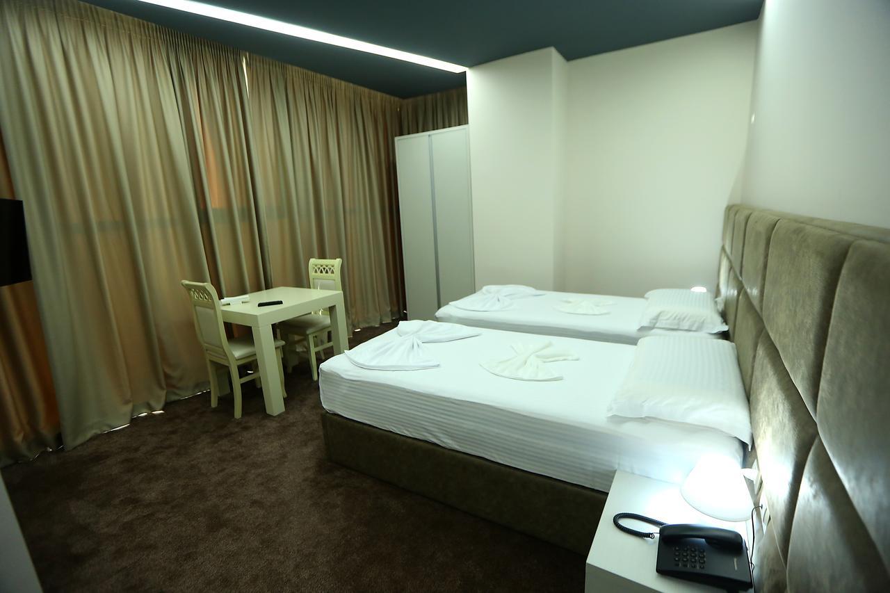 Hotel Vllaznia Shkoder Exterior photo
