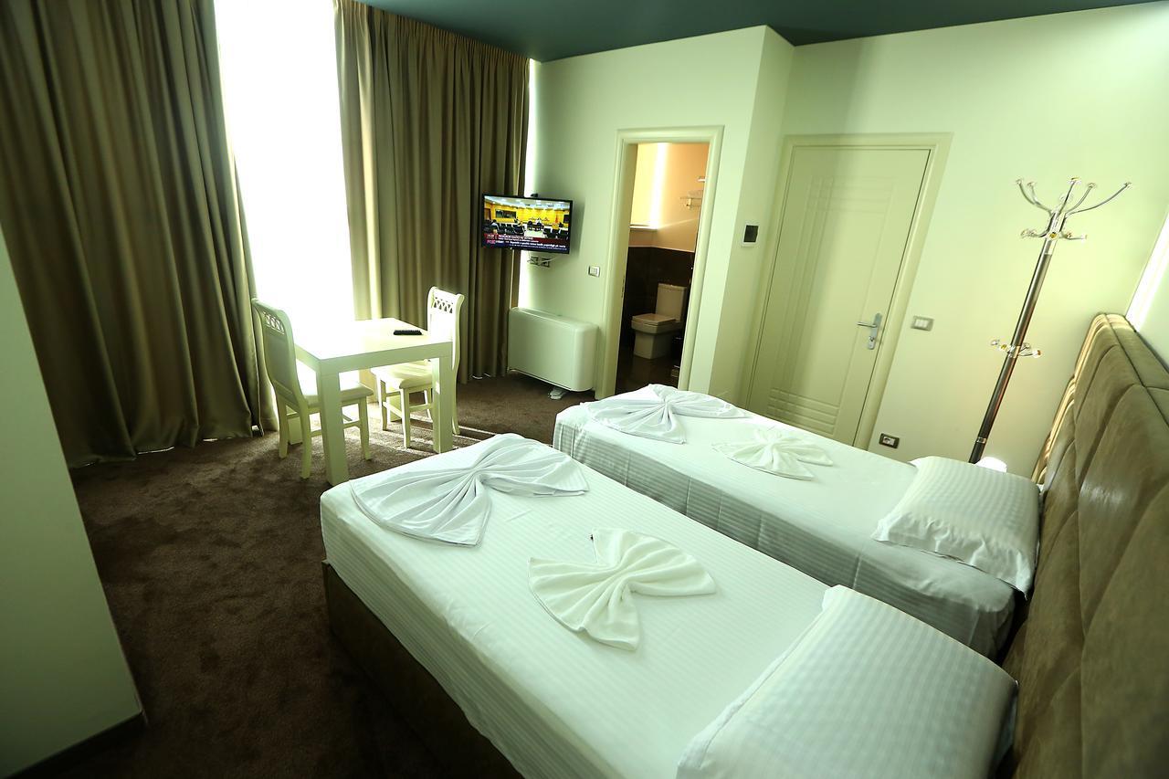 Hotel Vllaznia Shkoder Exterior photo